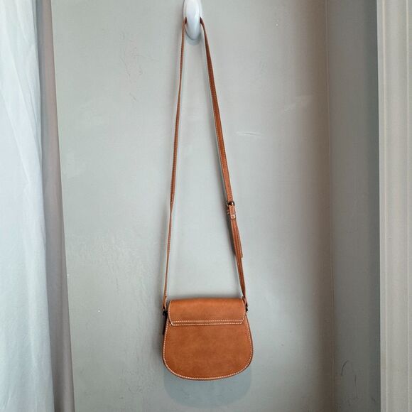 Universal Threads Faux Leather Crossbody Purse – 7.5"x6.5", Fast Ship! - Picture 8 of 12